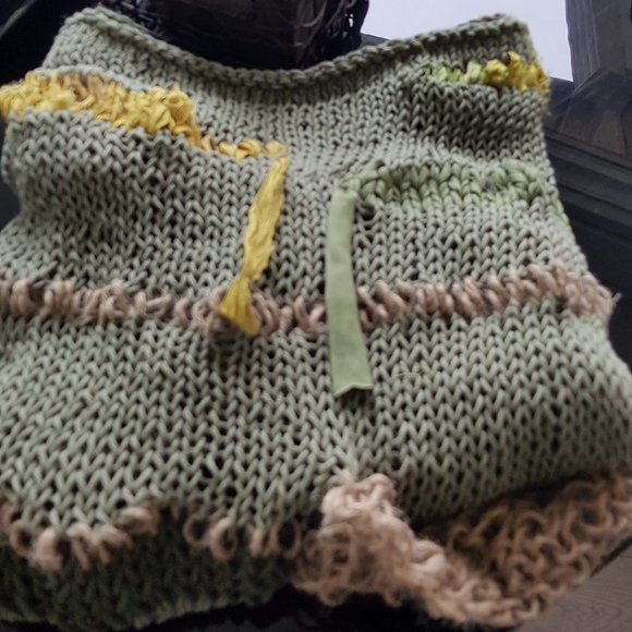 Summer/spring/fall cotton loose top, olive green, hand knitted - Picture 4 of 4